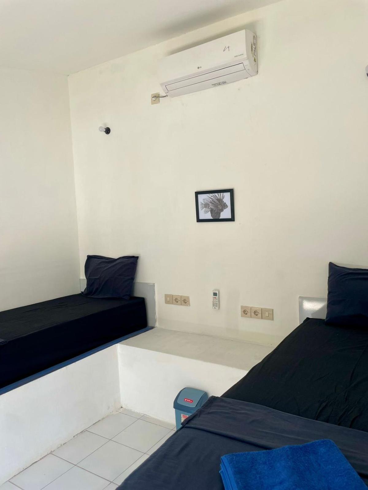 Hostel กีลีตราวางัน ภายนอก รูปภาพ